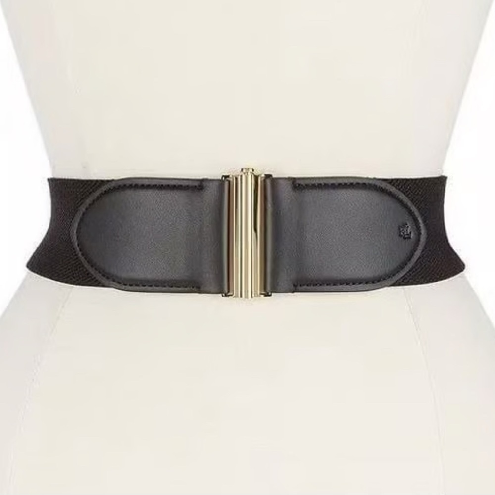 Polo by Ralph Lauren Black and Gold Leather Belt with Metallic Buckle small size